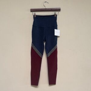 Colorblock High-Waist Leggings - Navy & Burgundy